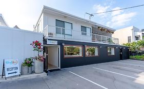 Surf Inn